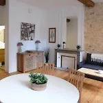 Bordeaux Village 블라이