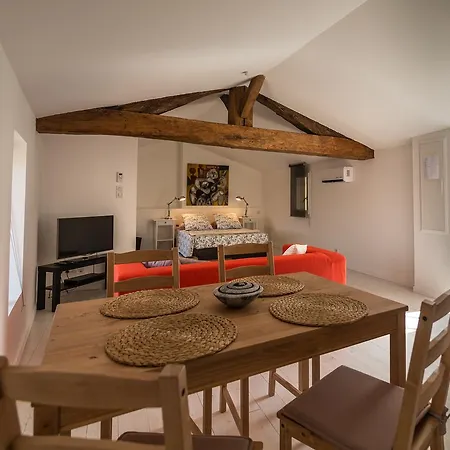 Apartment Bordeaux Village Blaye