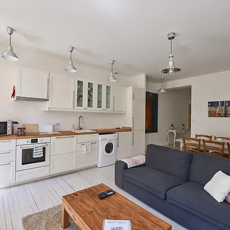 Bordeaux Village Apartment