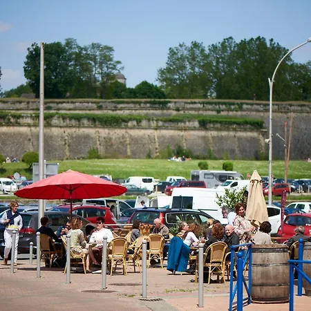 Bordeaux Village * Blaye