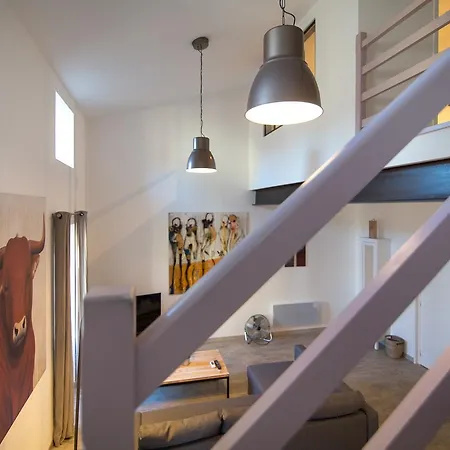 Apartment Bordeaux Village Blaye