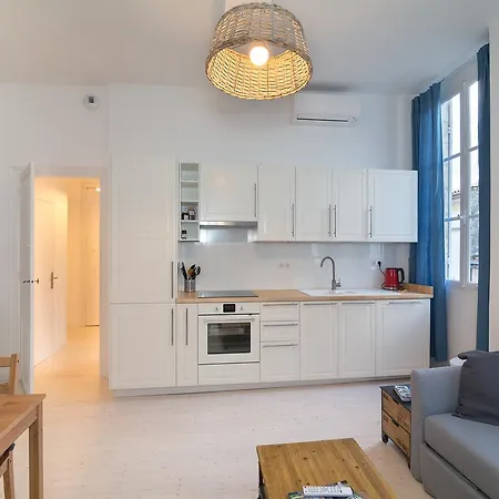 Bordeaux Village Apartment *