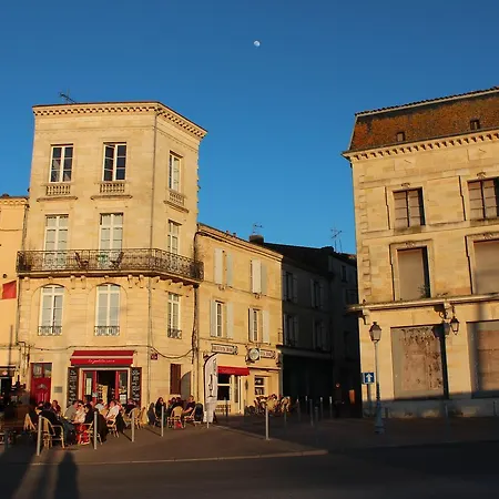 Bordeaux Village Apartment
