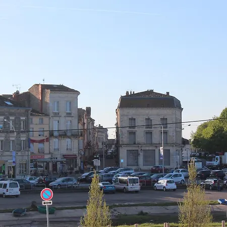 Bordeaux Village
