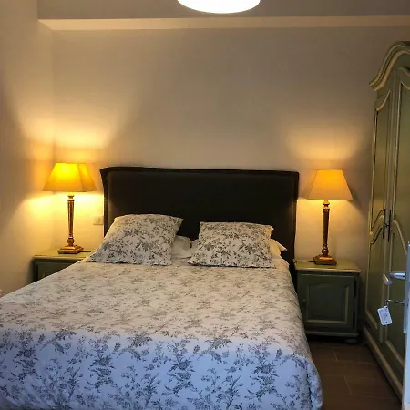 Bordeaux Village Apartment