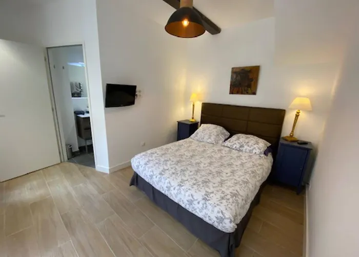 Bordeaux Village Lägenhet *